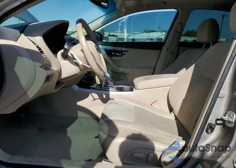 2014 Nissan Altima 2.5 z USA, uszkodzony, nr VIN 1N4AL3AP8EC121413